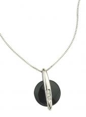 geGP439B (Black Agate & Diamond Disc Necklace)