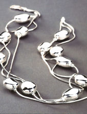 GN6N17 (Sterling Silver Pods Necklace)