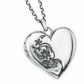 seP2592 (Floral Engraved Heart Locket Pendant)